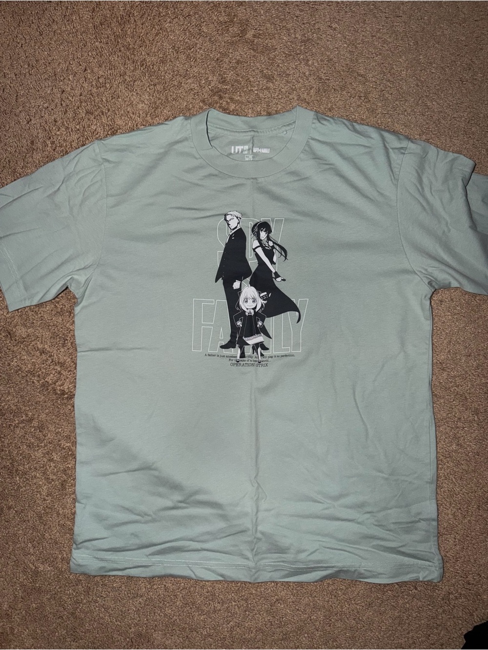 UNIQLO Unisex Spy x Family Graphic T-Shirt
